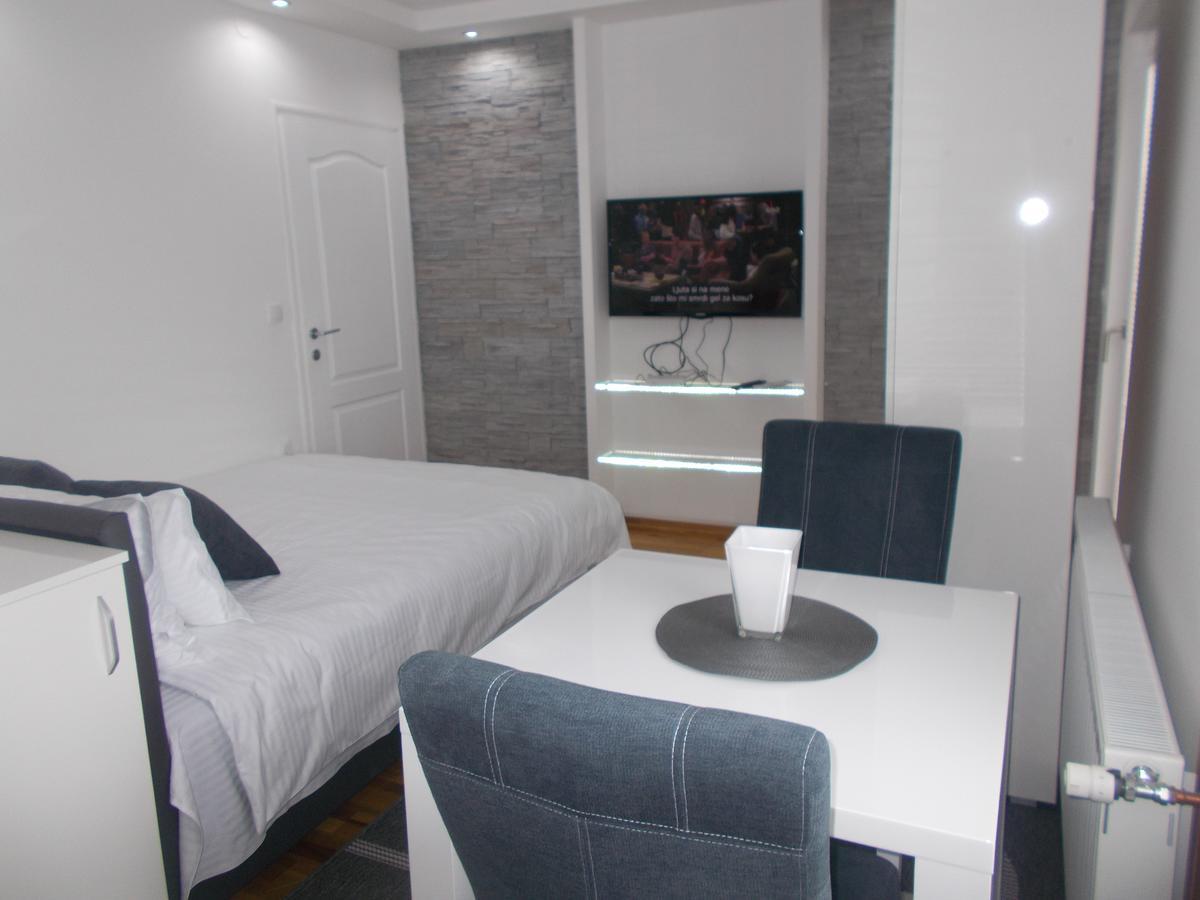 Apartments Novakovic ซลาตีบอร์ ภายนอก รูปภาพ