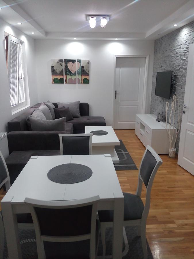 Apartments Novakovic ซลาตีบอร์ ภายนอก รูปภาพ