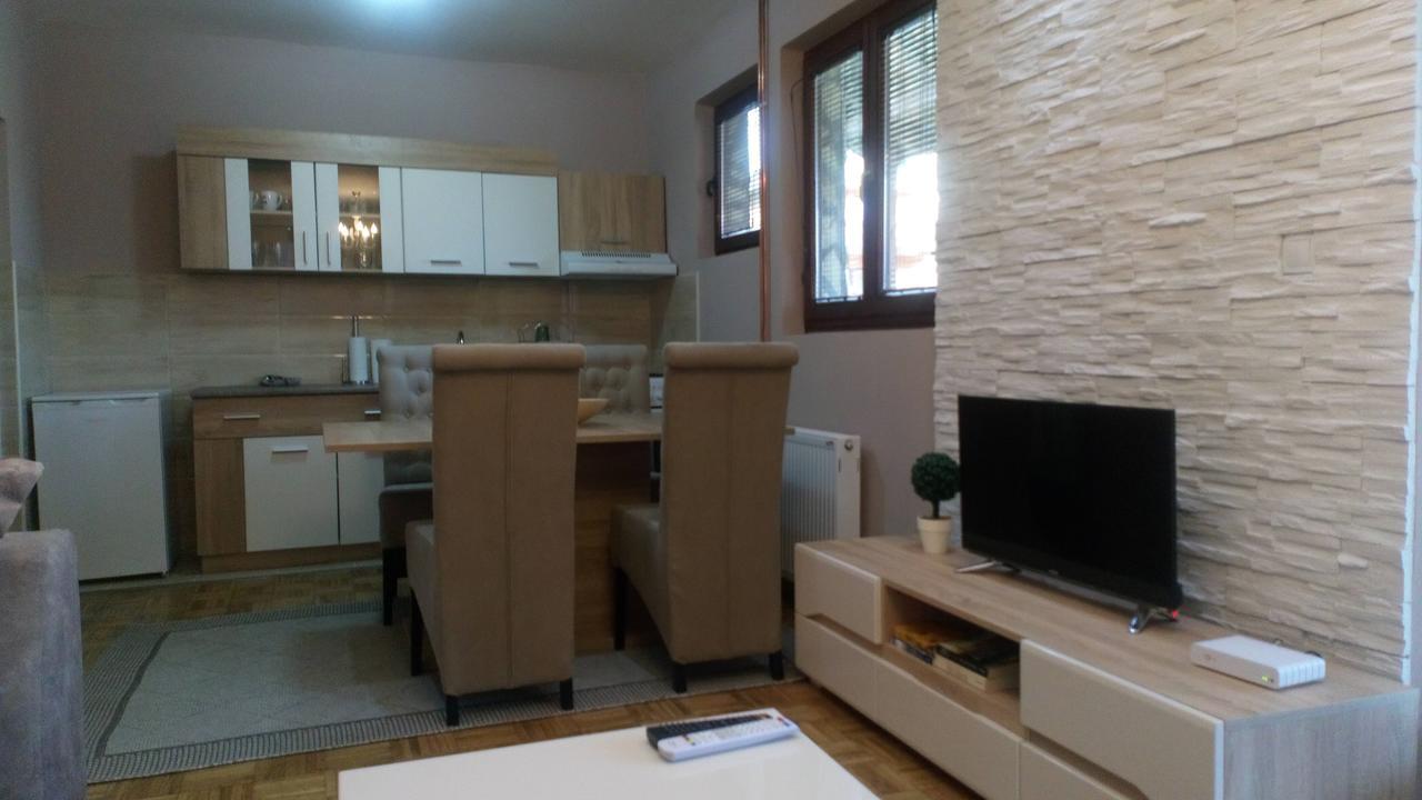 Apartments Novakovic ซลาตีบอร์ ภายนอก รูปภาพ