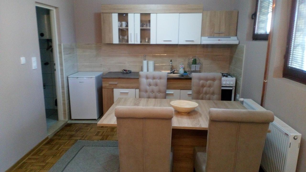 Apartments Novakovic ซลาตีบอร์ ภายนอก รูปภาพ